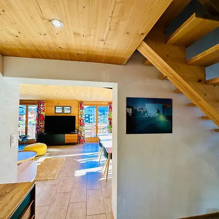 Everest Apartment *