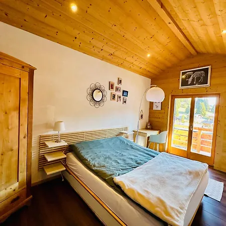 Everest Apartment